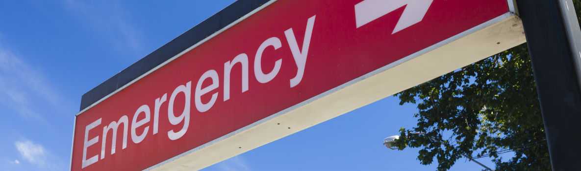 Photo of hospital emergency sign