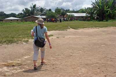CDC’s disease detective Kim and her team were dropped off in a football field near Geleyansiesu, Liberia, by a US military helicopter. The remote village had a number of Ebola-related deaths, and it was essential for CDC to be on the ground quickly to try to stop the spread of the virus. 
