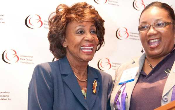 Rep. Maxine Waters receives accolades from AAALI during the 2012 CBCF ALC (with AAALI co-chair Bernice Frazier of SCLF)