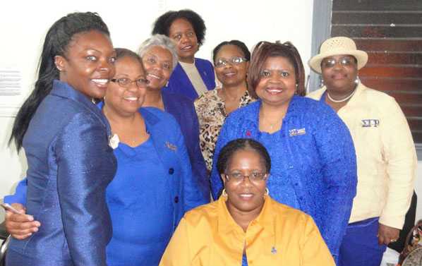 Picture of Sigma Gamma Rho members in New Orleans