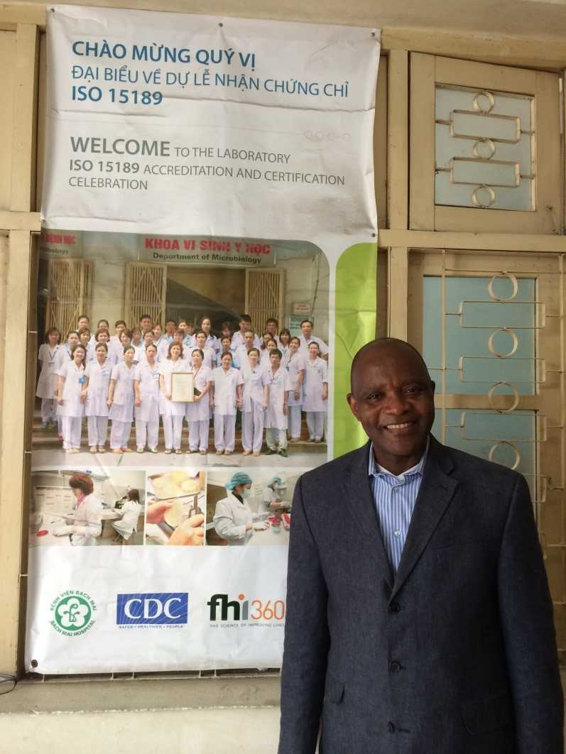John Nkengasong visiting HCMC's National Pediatric Hospital Microbiology Laboratory, which received ISO 15189 accreditation in January 2014
