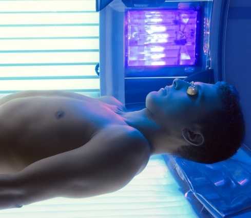Indoor tanning booth