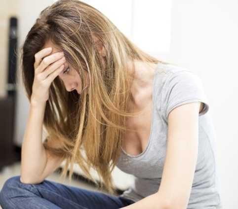    Image of a depressed woman 