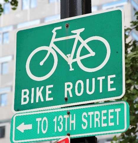 Image of a biking route sign 