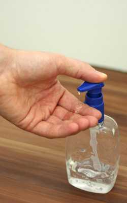 Use un desinfectante de manos a base de alcohol