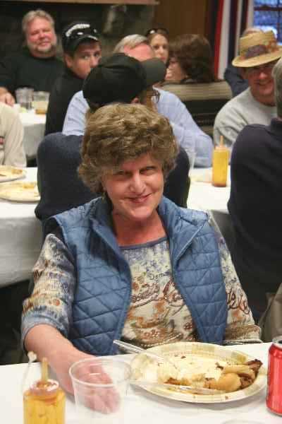One of the honored Retirees, Roz Dewart, is enjoying her meal.